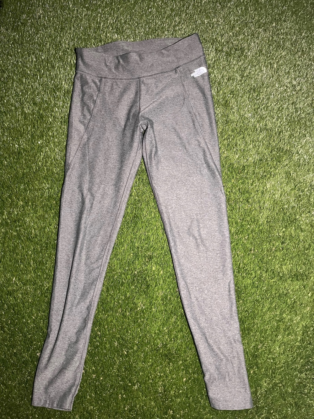 The North Face Heather Gray Women’s Medium Leggings